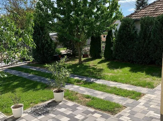 Marci Gazde/Camere de închiriat Balatonboglár